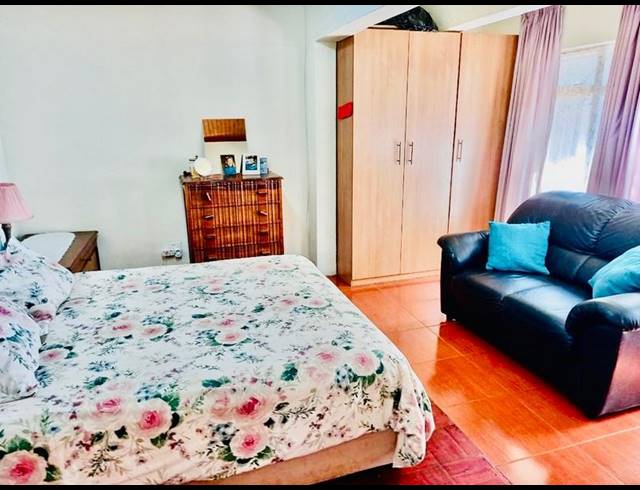 9 BEDROOM HOUSE FOR SALE IN VANDERBIJLPARK CW 1